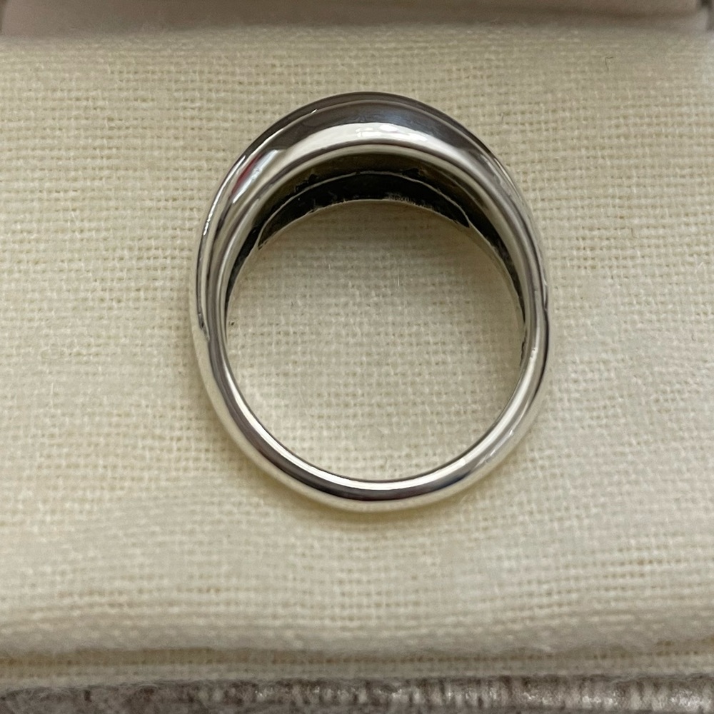 Retired James Avery Ribbed Dome Ring - Picture 5 of 6